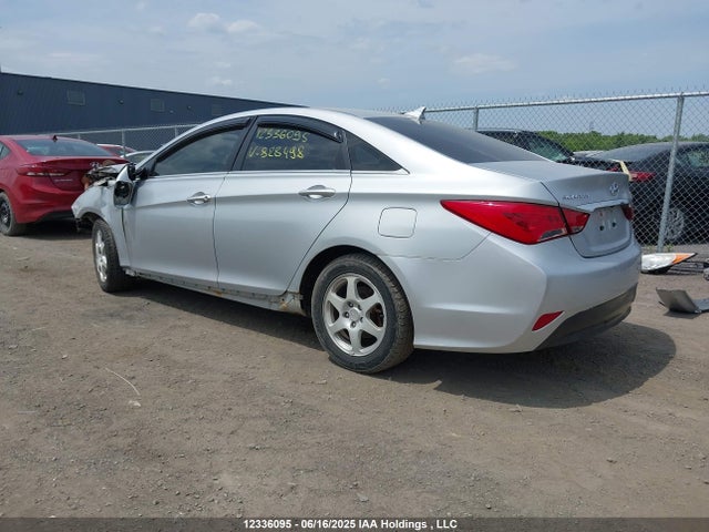 5NPEB4AC8EH828498 Hyundai gamma