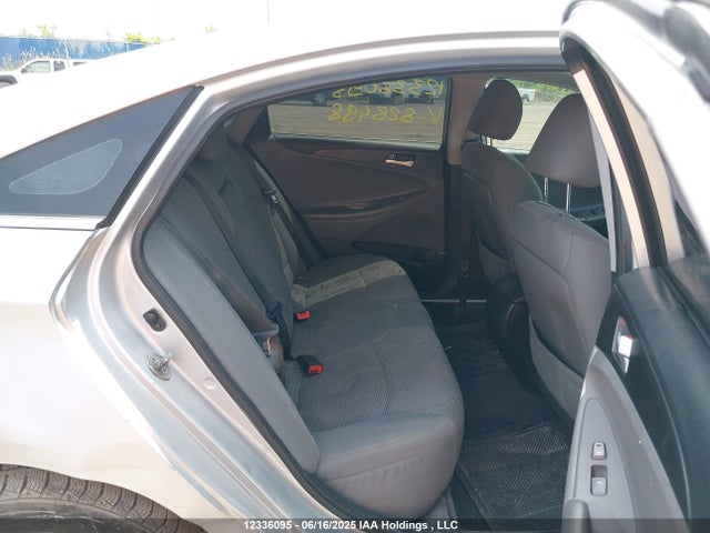 5NPEB4AC8EH828498 Hyundai gamma
