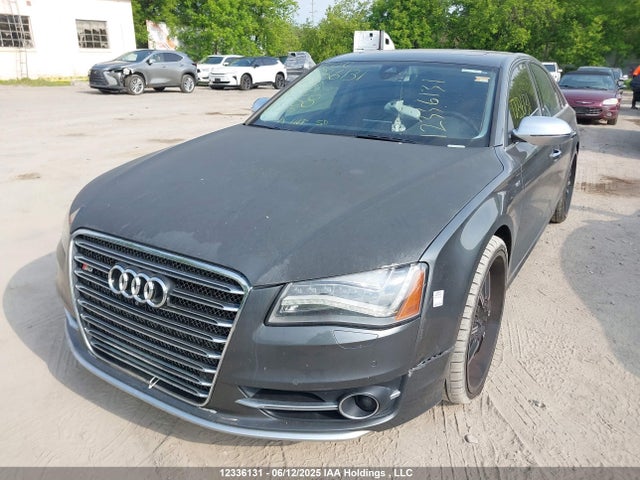 Audi S8 2014 WAUD2AFD2EN010421 Image 12