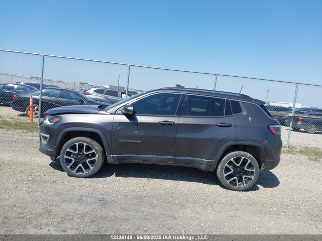 Jeep Compass 2018 3C4NJDCB9JT403227 Image 14