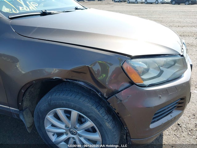 WVGEP9BP1ED006904 Volkswagen 2014