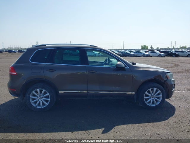 WVGEP9BP1ED006904 Volkswagen 2014
