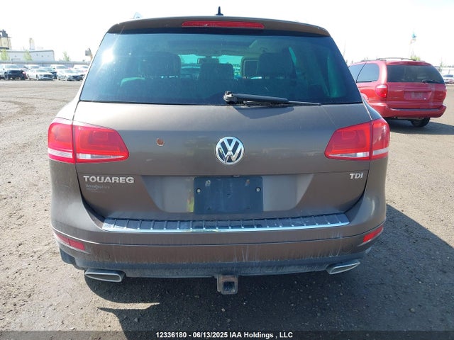 WVGEP9BP1ED006904 Volkswagen 2014