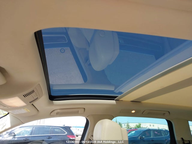 WVGEP9BP1ED006904 Volkswagen 2014