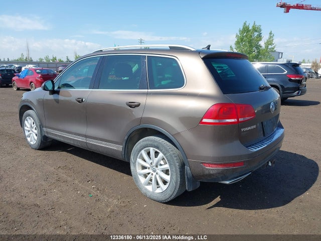 WVGEP9BP1ED006904 Volkswagen 2014