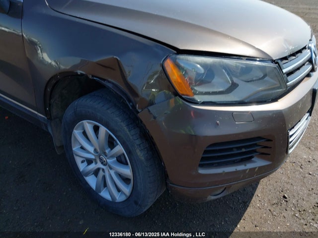WVGEP9BP1ED006904 Volkswagen 2014