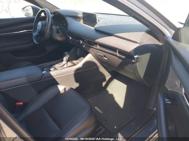 JM1BPBMY6P1622543 Mazda py