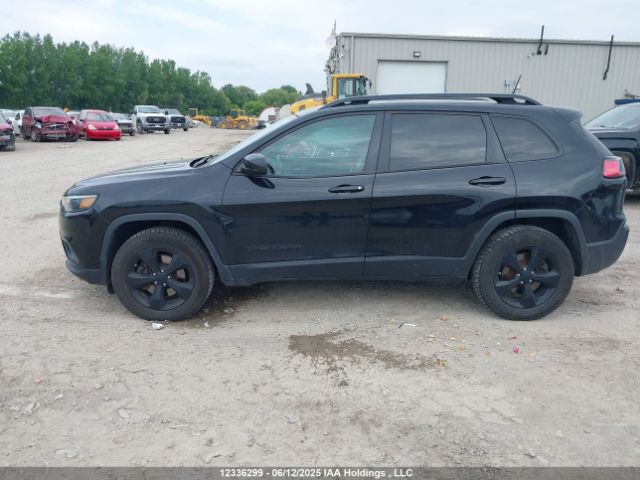 1C4PJMCB9KD389247 Jeep 2019