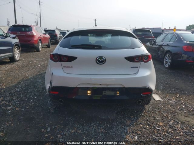 JM1BPAK78K1121618 Mazda pe