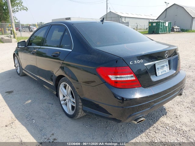 12336408 :رقم المزاد ، WDDGF8AB2DA823742 vin ، 2013 Mercedes-benz C 300 4matic مزاد بيع