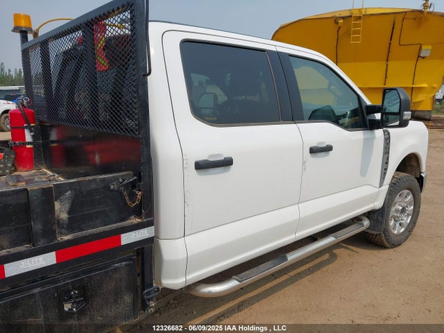 Ford F-350 Xlt 2024 1FT8W3BN7REE54225 Image 21