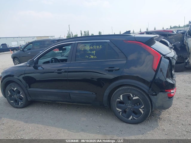 KNDCR3L12R5081253 KIA Niro