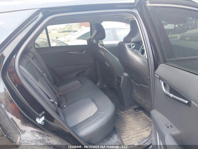KNDCR3L12R5081253 KIA Niro