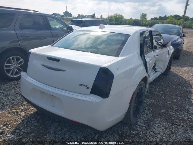 2C3CCABG3KH612037 Chrysler 2019