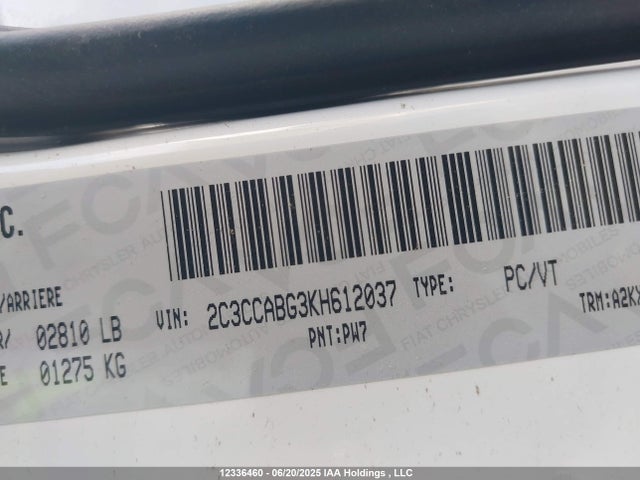 2C3CCABG3KH612037 Chrysler 2019