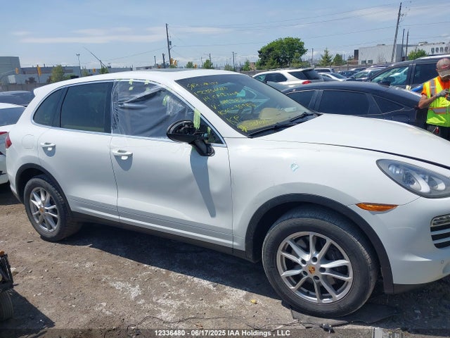 Porsche Cayenne 2014 WP1AA2A22ELA94383 Image 13