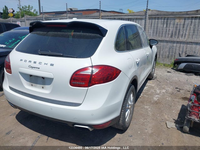 Porsche Cayenne 2014 WP1AA2A22ELA94383 Image 4