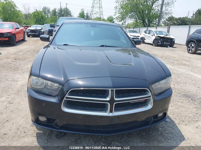 2C3CDXHG1EH267182 Dodge 2014