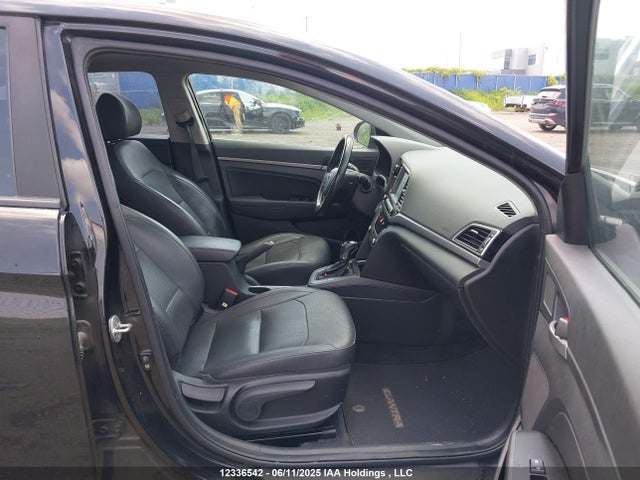 KMHD84LF6HU292643 Hyundai 2017