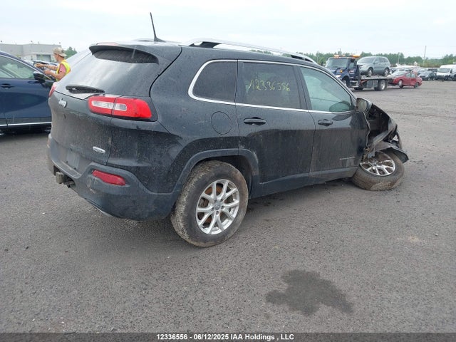 1C4PJMCSXGW378270 Jeep 2016