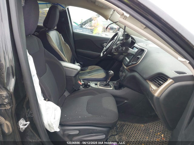 1C4PJMCSXGW378270 Jeep 2016