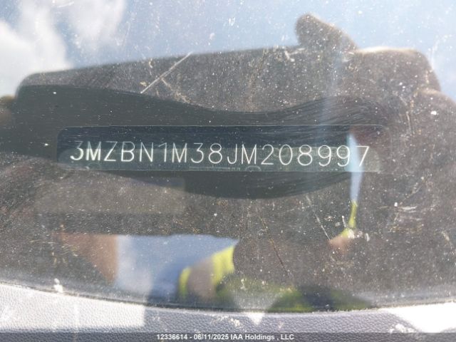 3MZBN1M38JM208997 Mazda py