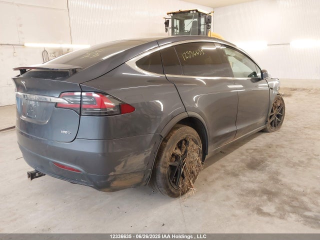 5YJXCBE25HF064608 Tesla MODEL X