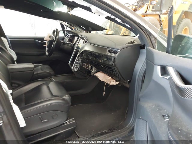 5YJXCBE25HF064608 Tesla MODEL X