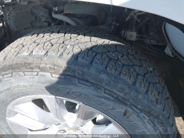 1GCPYBEK0NZ215538 Chevrolet l3b