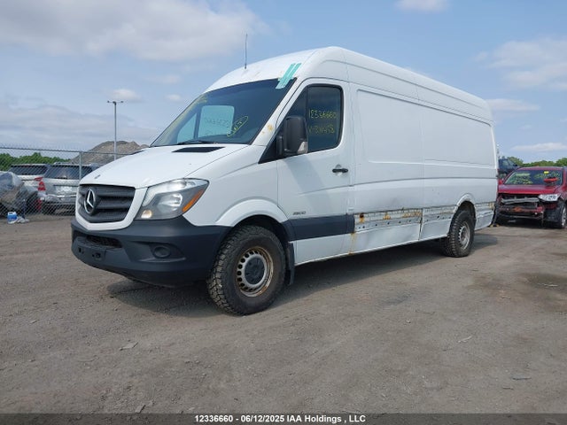Mercedes-Benz 2016 2016 WD3BE8DD2GP211458 Image 2