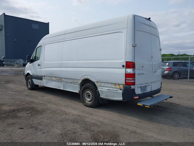 Mercedes-Benz 2016 2016 WD3BE8DD2GP211458 Image 3