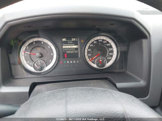 1C6RR7FG8JS292097 RAM 1500 St