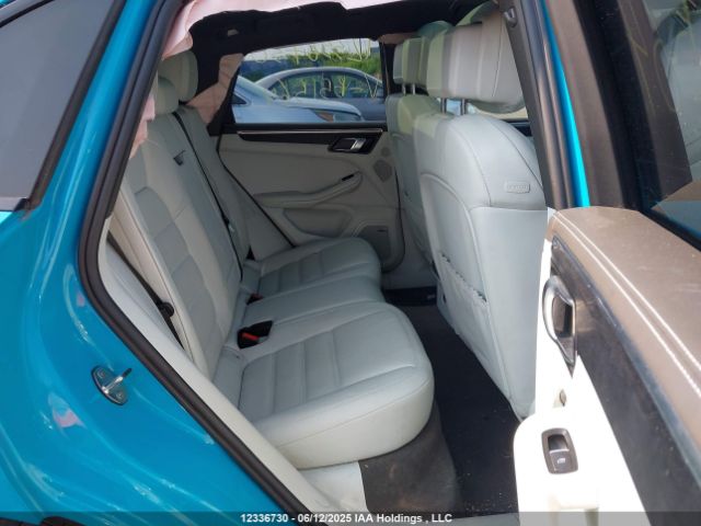 WP1AG2A58MLB51564 Porsche 2021
