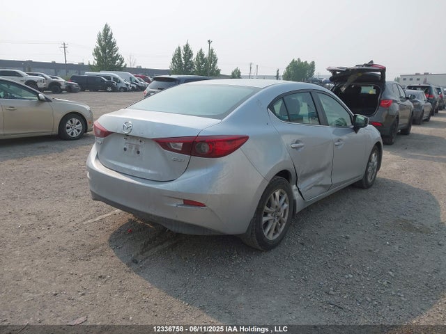 Mazda pe 2018 3MZBN1V78JM251673 Image 4
