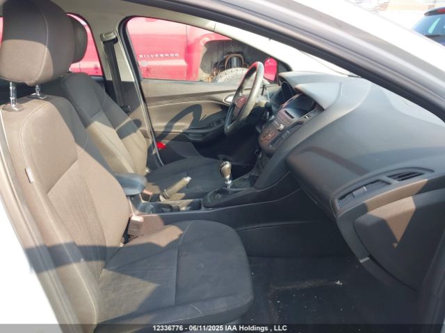 1FADP3FE1FL245792 Ford FOCUS SE
