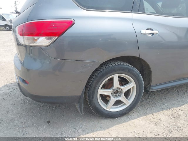 Nissan 2015 2015 5N1AR2MM2FC613257 Image 6