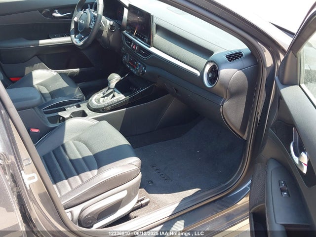 3KPF54AD5RE698954 KIA mpi nu