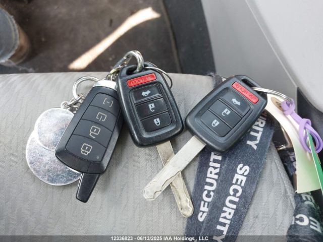 2HGFB2E45FH037952 Honda Civic
