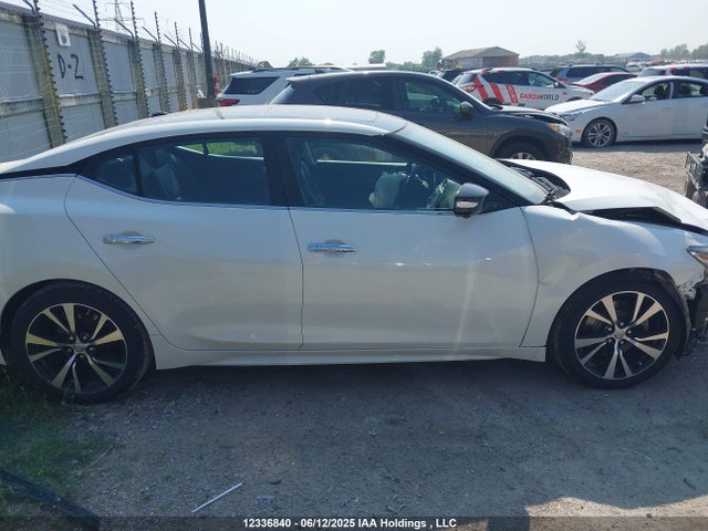 1N4AA6AP3JC382143 Nissan 2018
