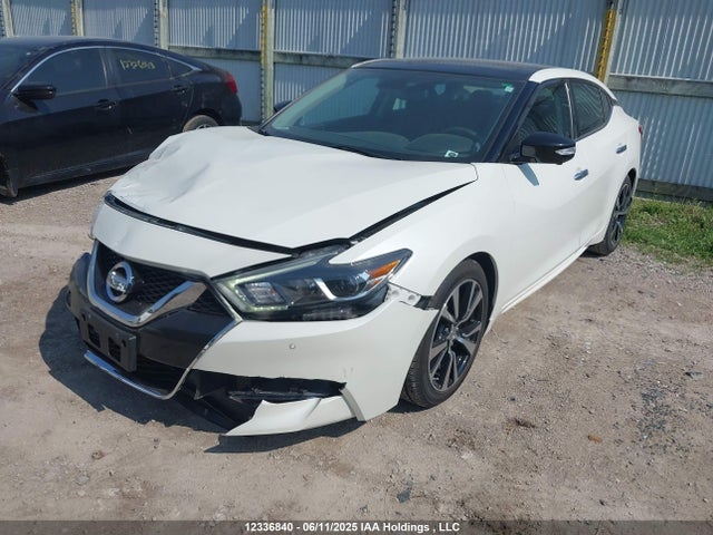 1N4AA6AP3JC382143 Nissan 2018