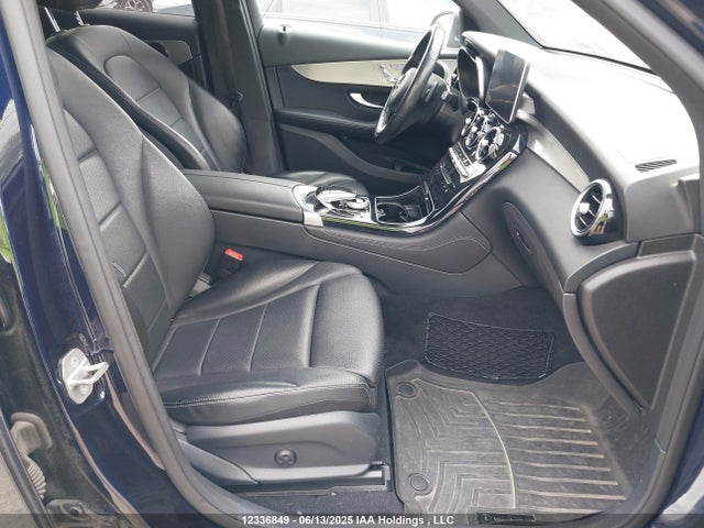 WDC0G4KB0HV012014 Mercedes-Benz m274