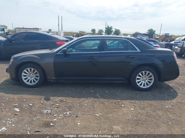 2C3CCAAG1EH322725 Chrysler 2014