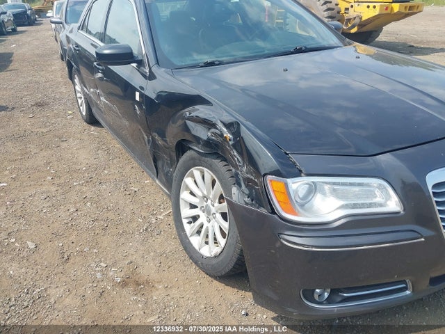 2C3CCAAG1EH322725 Chrysler 2014