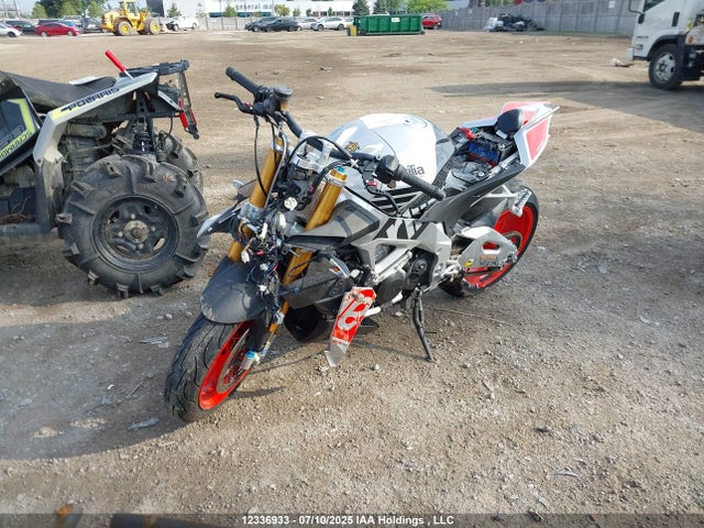ZD4TYUA02GS000127 Aprilia 2016