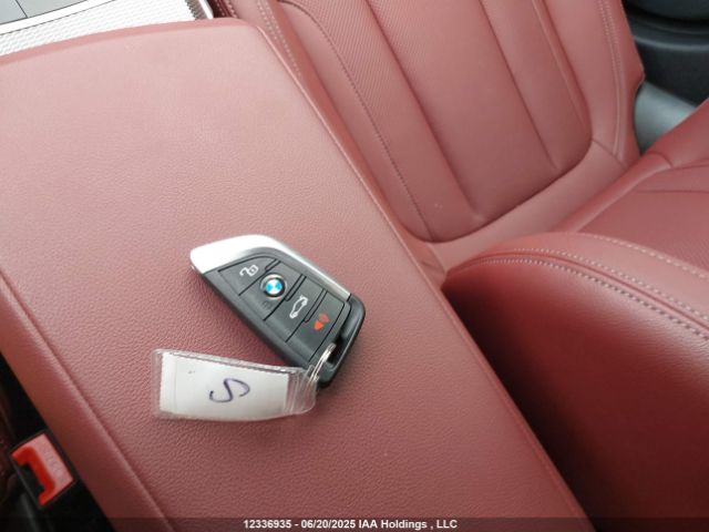 3MW5R7J00N8C73890 BMW 330I
