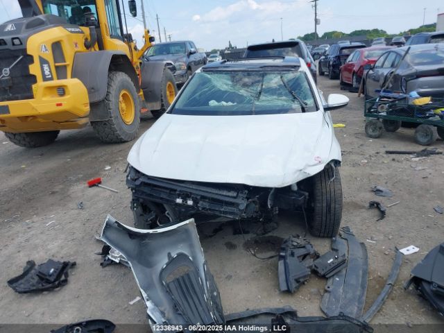 3VWGM7BU0RM100893 Volkswagen tsi