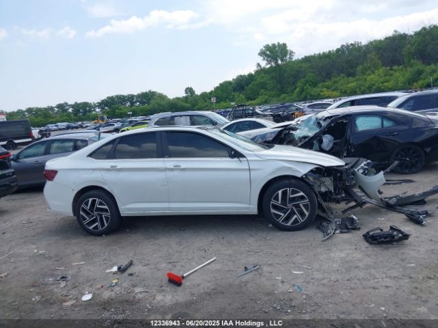 3VWGM7BU0RM100893 Volkswagen tsi