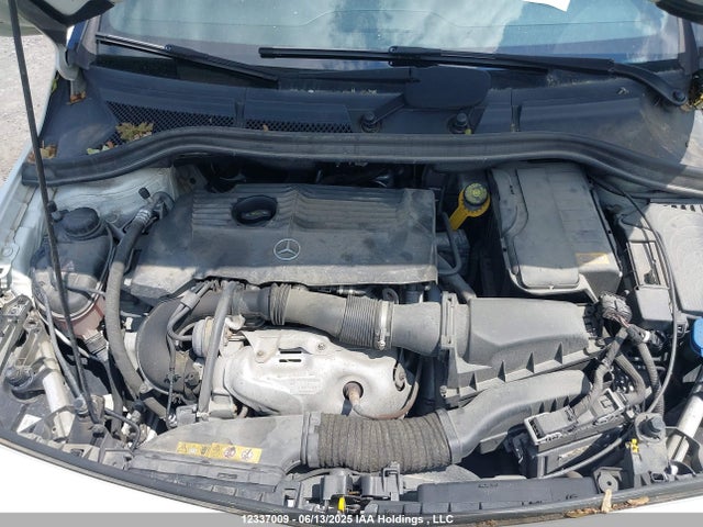 WDDMH4EB8FJ336418 Mercedes-Benz B-Class