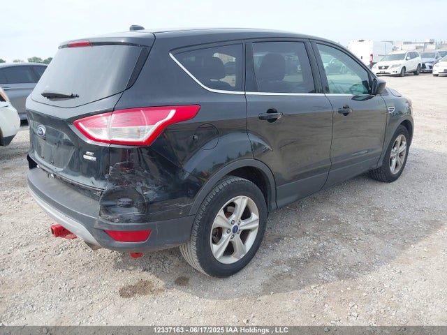 1FMCU9GX2FUB76621 Ford 2015
