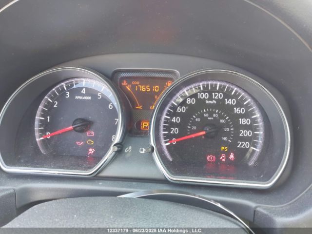 3N1CE2CP9FL417845 Nissan 2015